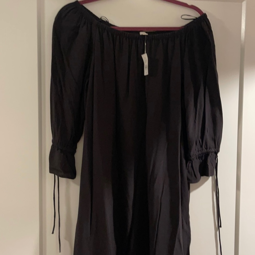 Black dress with elastic collar